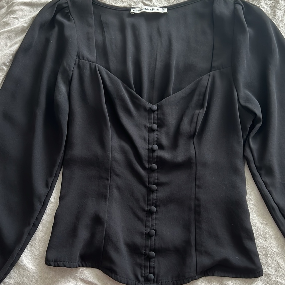 Abercrombie and Fitch button-down long sleeve blouse XS - Picture 3 of 7